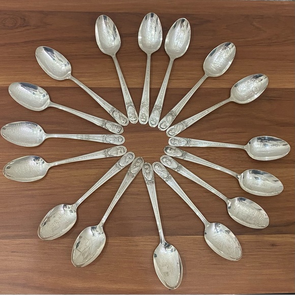 16pcs Vintage WM ROGERS International Silver Silver-plated US. President Spoons - Picture 6 of 16